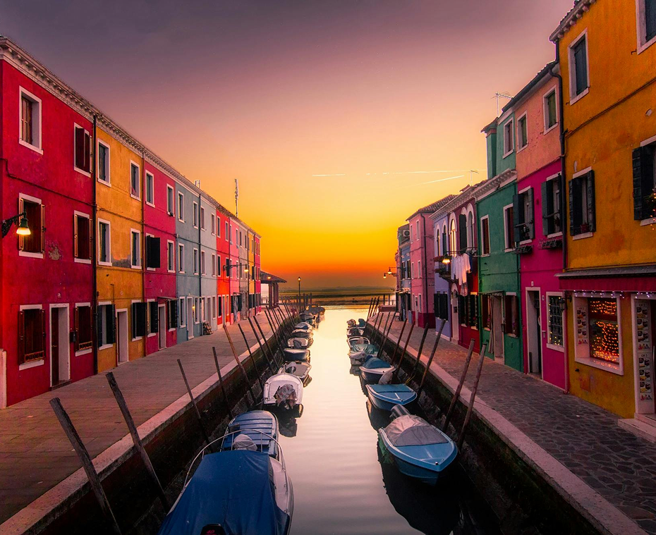 destination single image